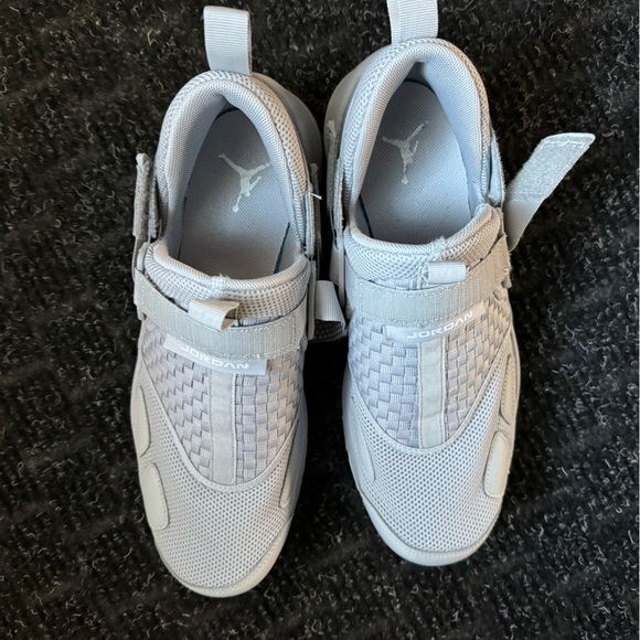 ✨ HOST PICK ✨Men’s Jordan Trunner LX Wolf Grey - Picture 1 of 5
